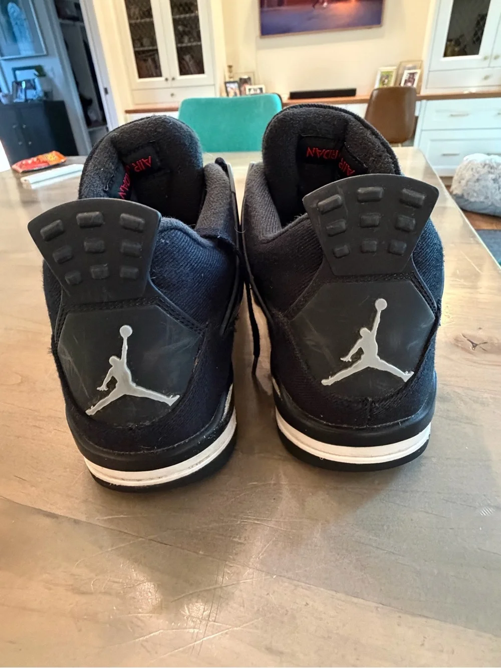 Air Jordan 4 Retro “Black Canvas”